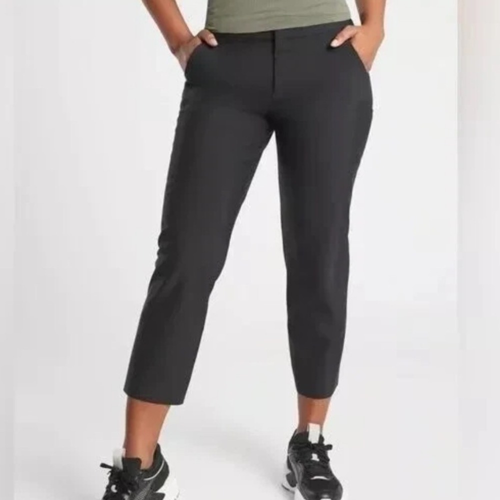 Athleta Stellar Straight Crop Pant 8 Black Raw Hem Stretch Travel 657550 Mens